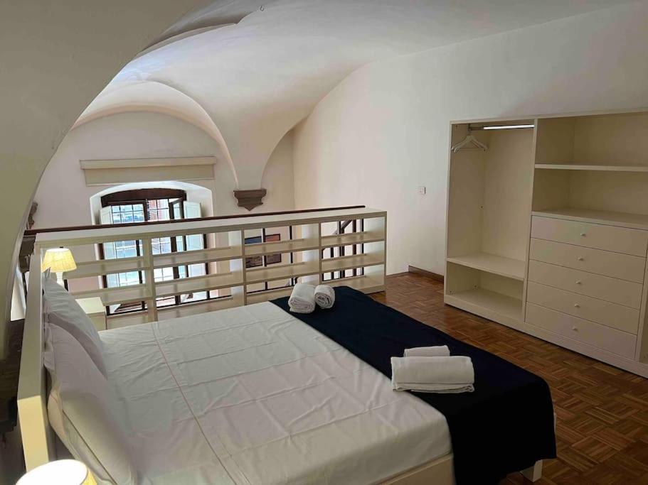 Ponte Vecchio Cozy Oltrarno Apartment Флоренция Экстерьер фото